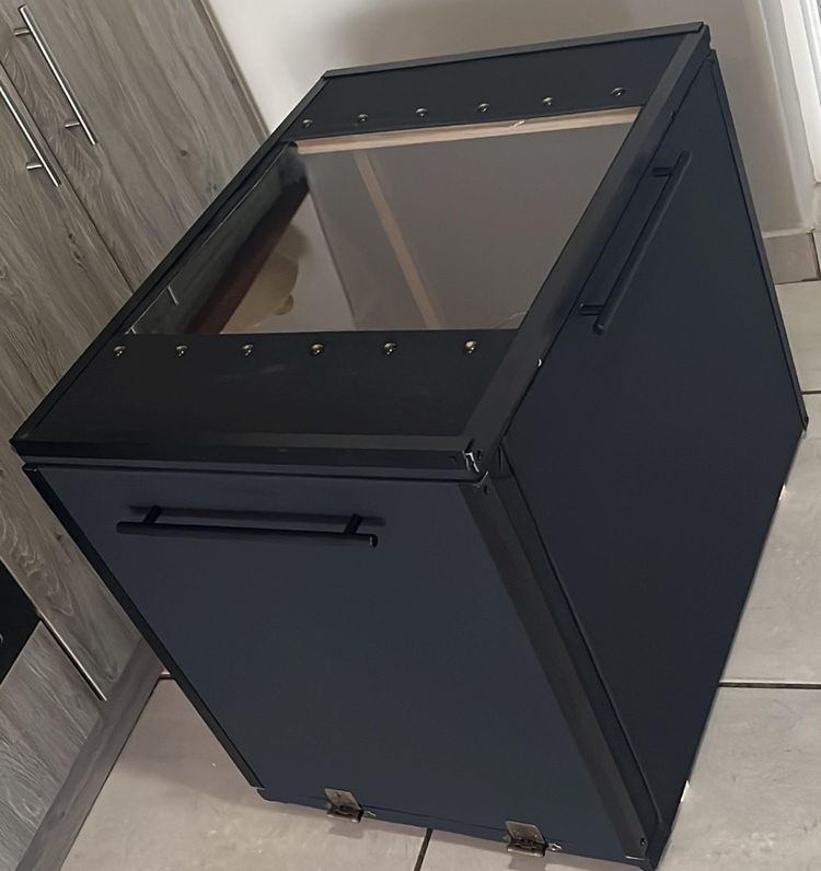 Carry box for a 3D printer: The 3D printer carry box